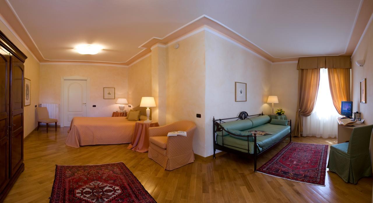 Albergo Castiglione Langhe Castiglione Tinella Esterno foto