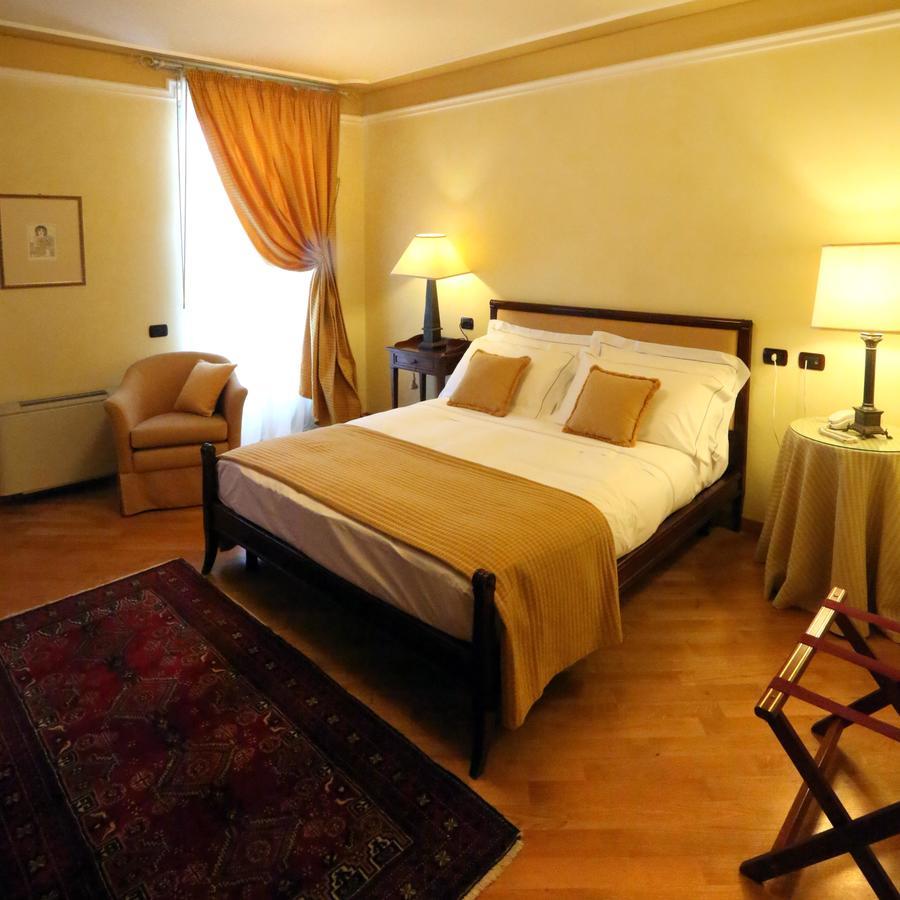 Albergo Castiglione Langhe Castiglione Tinella Esterno foto