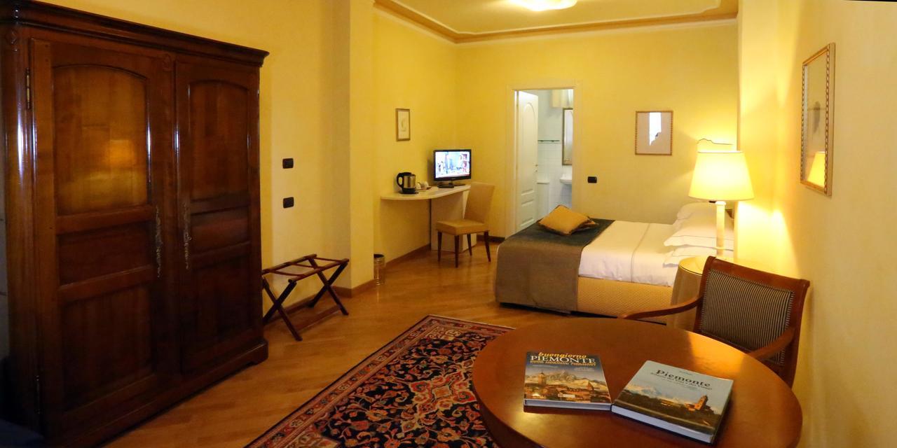 Albergo Castiglione Langhe Castiglione Tinella Esterno foto