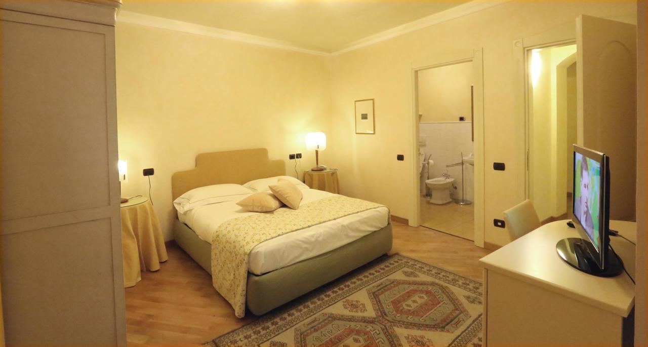 Albergo Castiglione Langhe Castiglione Tinella Esterno foto